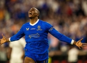 开云体育登录-欧赛场上一场精彩对决，谁脱颖而出？