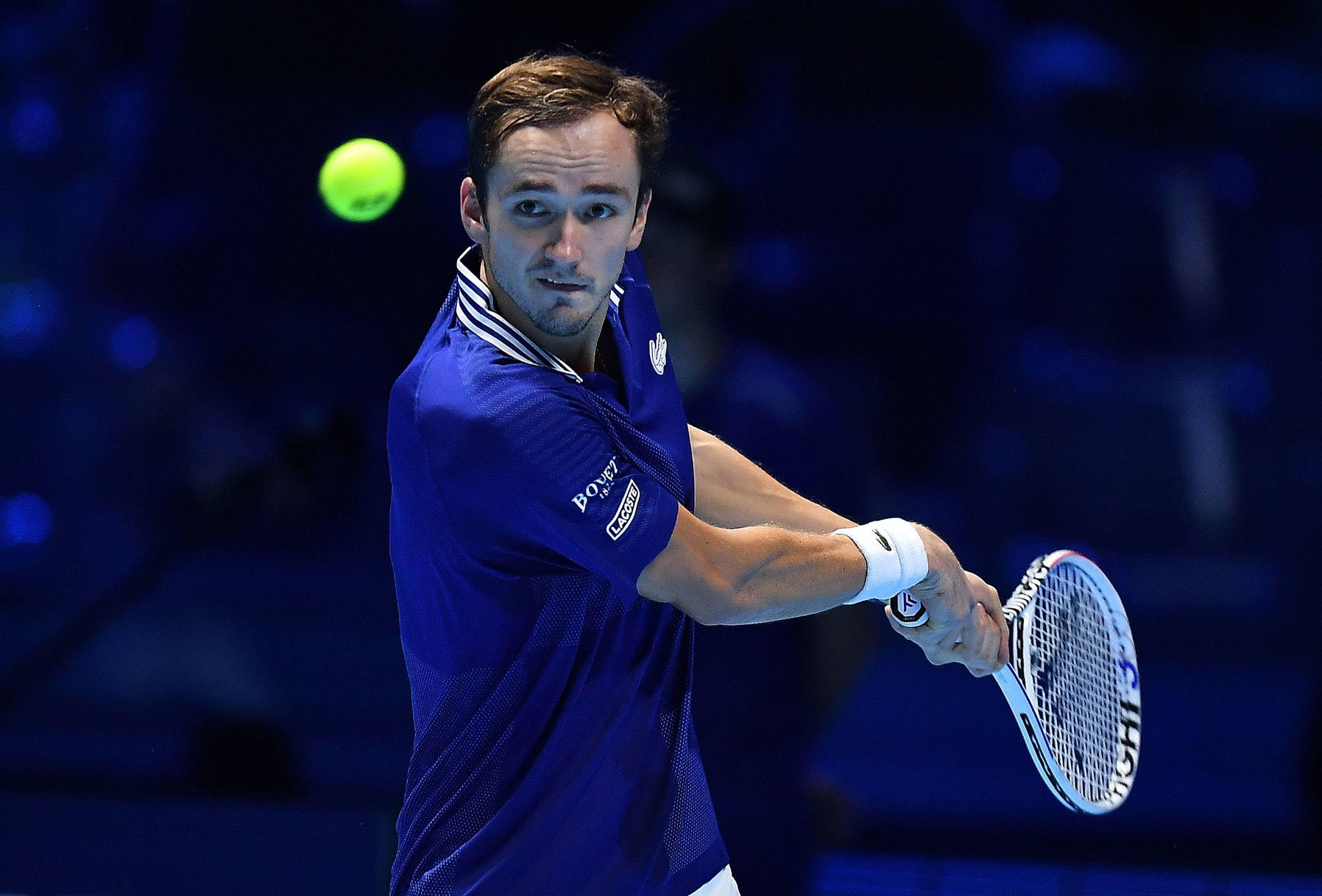 美国网球队轻取意大利网球队，梅德韦杰夫打破历史纪录的简单介绍