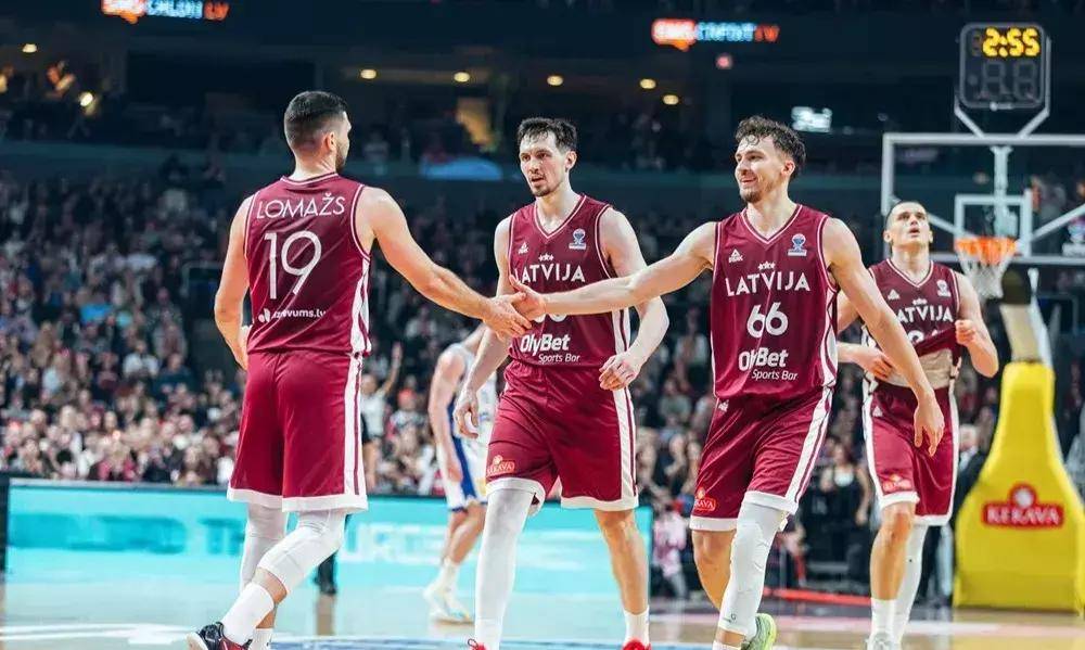 阿根廷男篮强势巴西男篮，拉塞尔送出助攻的简单介绍