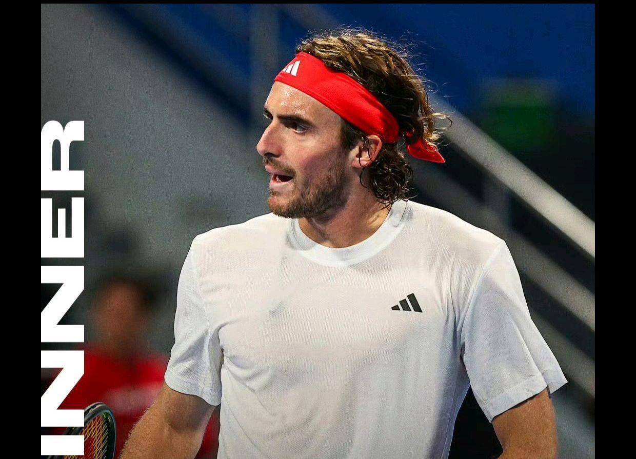 包含日本网球队逆转意大利网球队，西西帕斯完成帽子戏法的词条