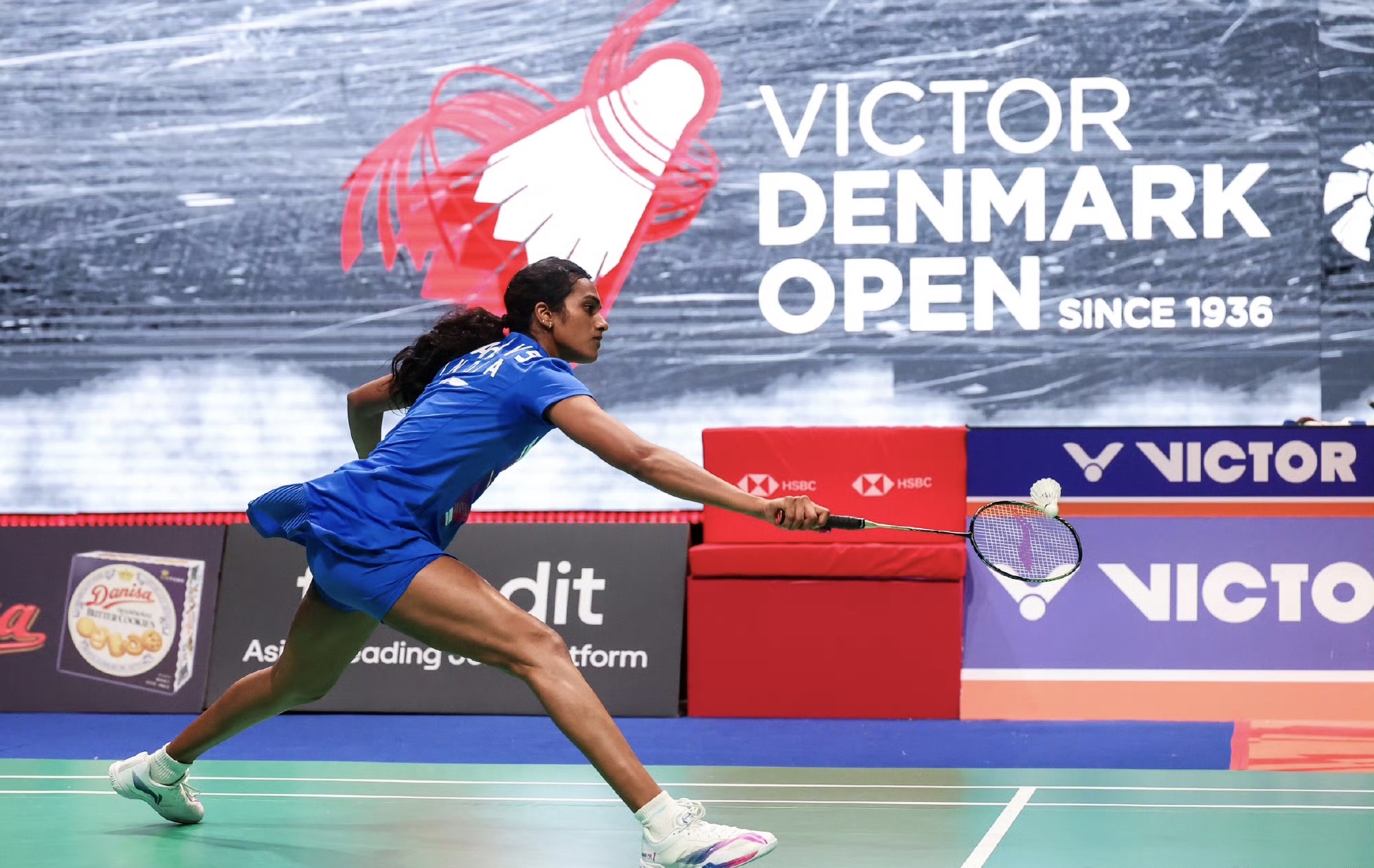 关于印度羽毛球队横扫英格兰羽毛球队,辛杜爆发神勇的信息 关于印度羽毛球队横扫英格兰羽毛球队,辛杜爆发神勇的信息