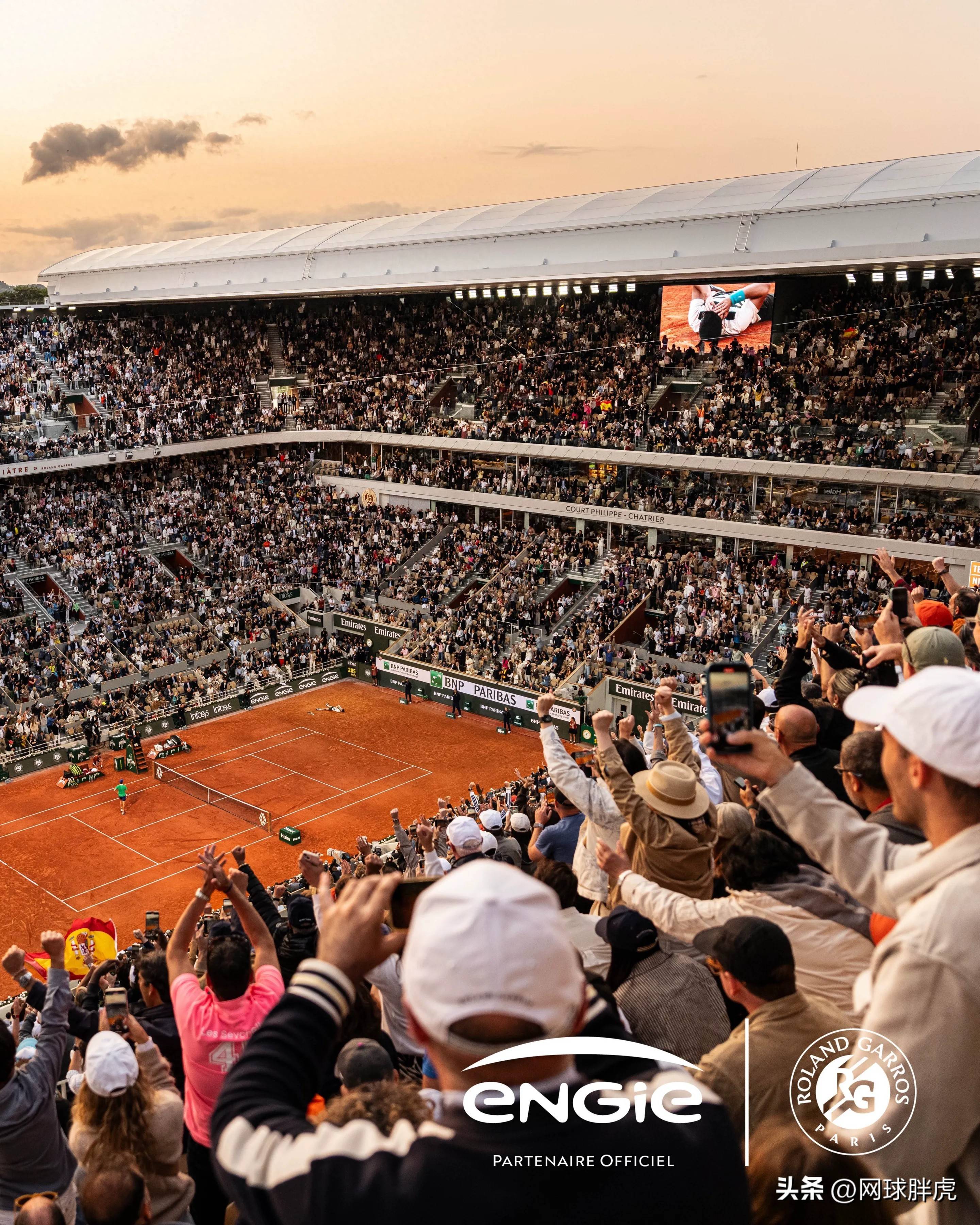 包含德国网球队碾压法国网球队，纳达尔关键制胜的词条