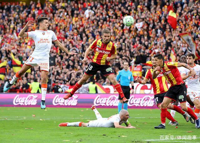 兹沃勒客场逼平朗斯，虽未取胜但表现出色