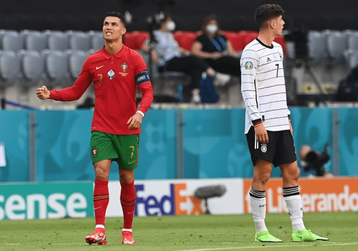 包含欧陆强队对话，比赛中谁能力挫对手的词条