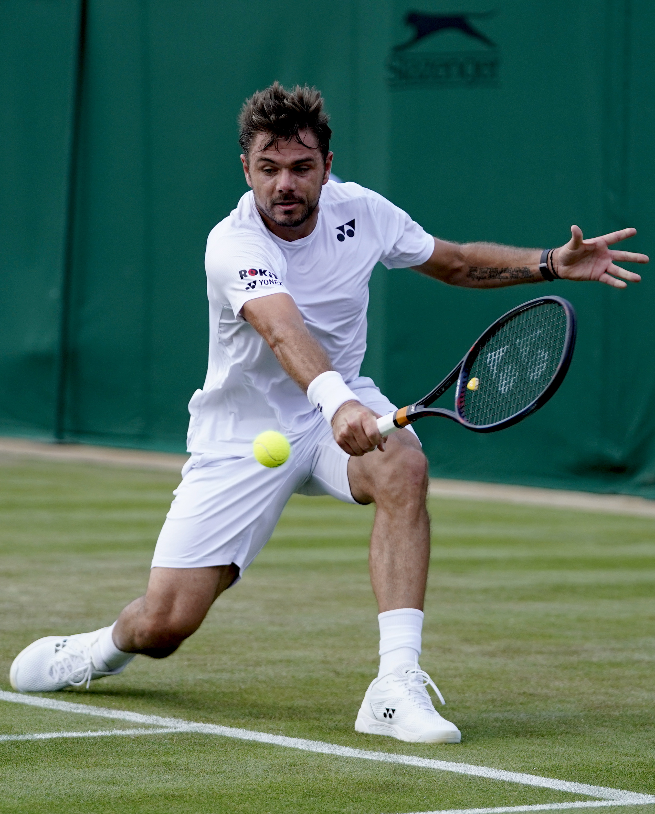 意大利网球队横扫澳大利亚网球队，瓦林卡高光表现的简单介绍