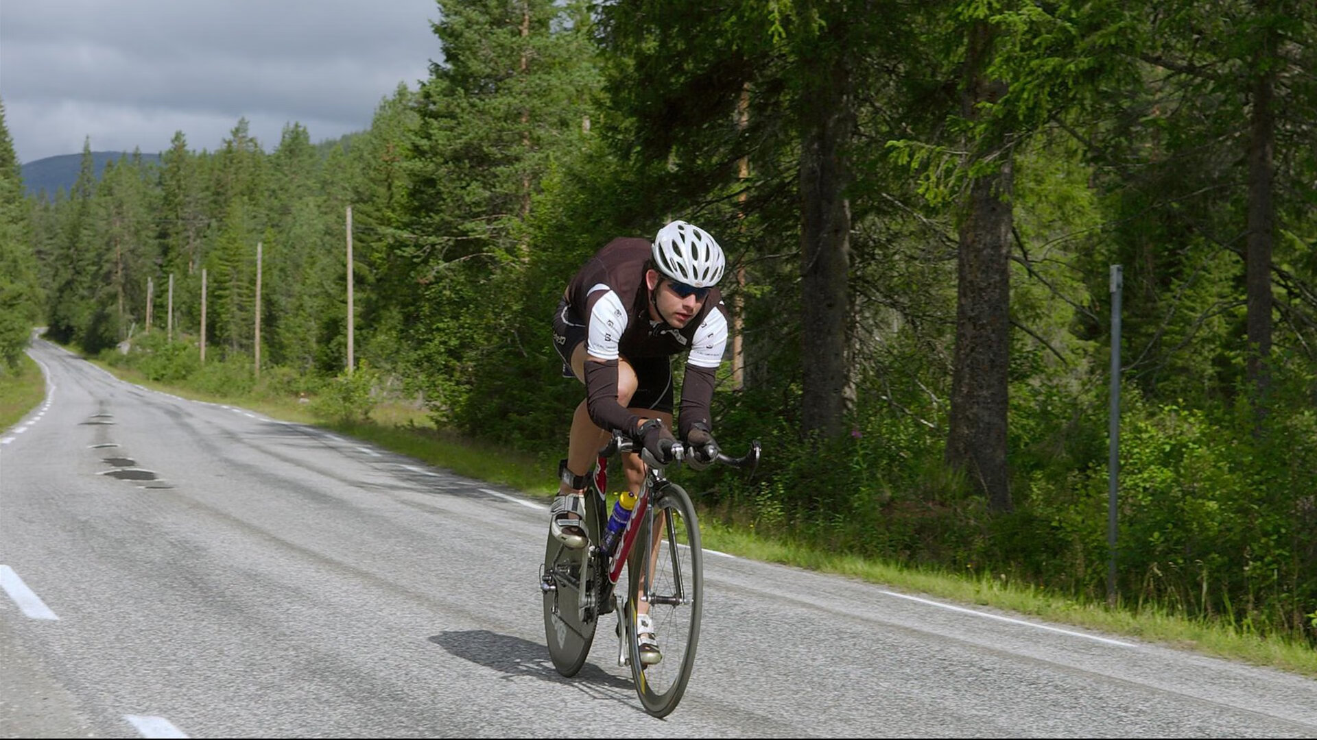 拉文式暴扣点燃天河,广州队战术完胜诠释南派篮球精髓